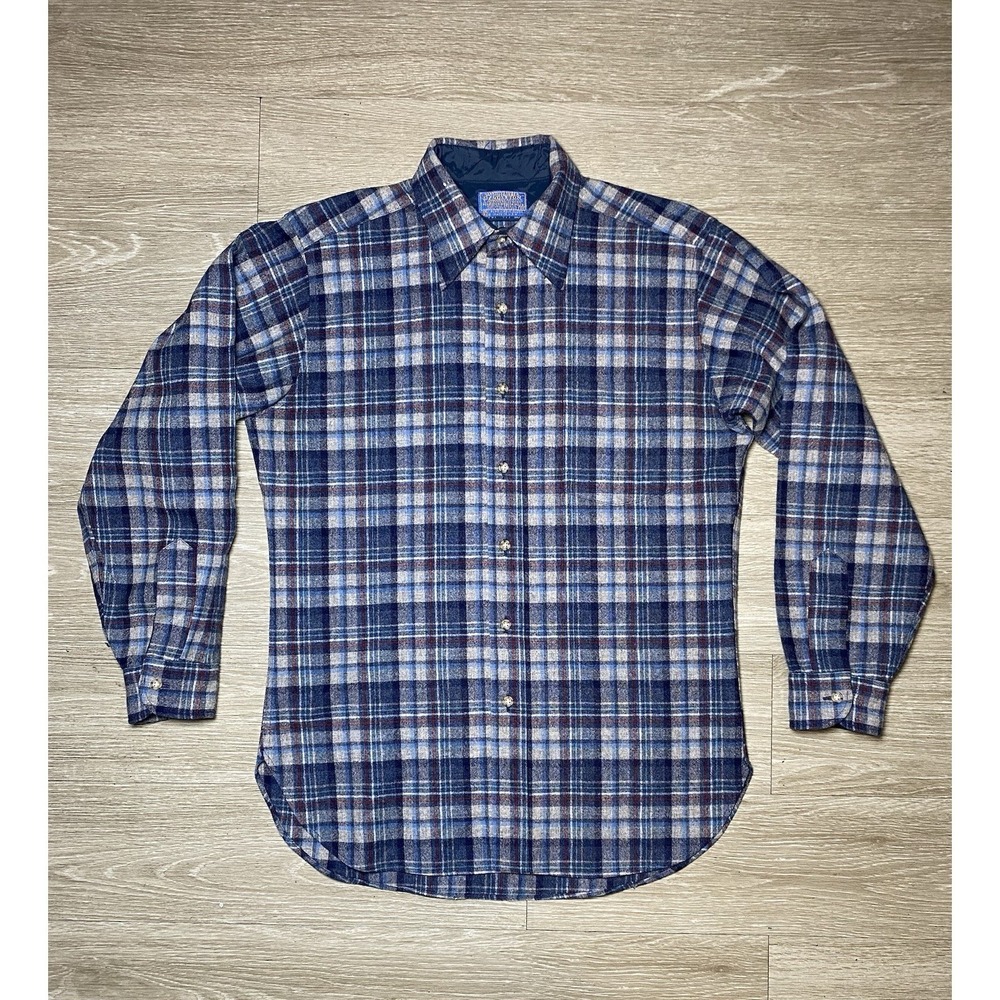Men Size Medium Vintage Pendleton 100% Virgin Wool Made In USA Board Shirt Plaid